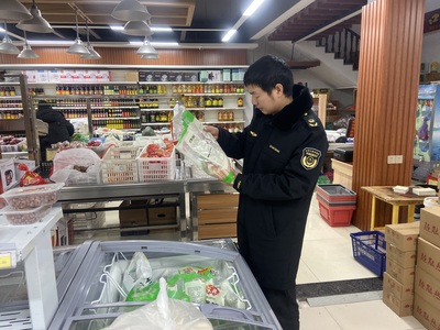 東至縣花園鄉(xiāng)開展速凍食品專項(xiàng)檢查，筑牢食品安全防線
